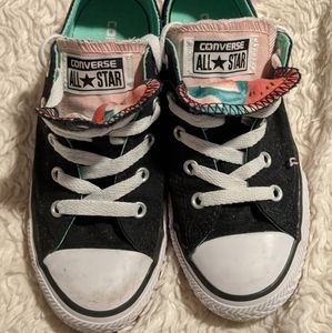 Converse All Star Girls Size 1 EUC